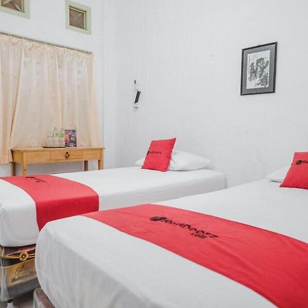 Reddoorz Near Kartini Mall Lampung Bandar Lampung Exteriör bild